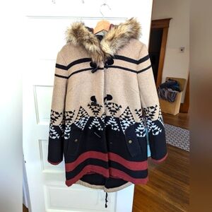 Women's Vintage Style coat with fur trimmed hood